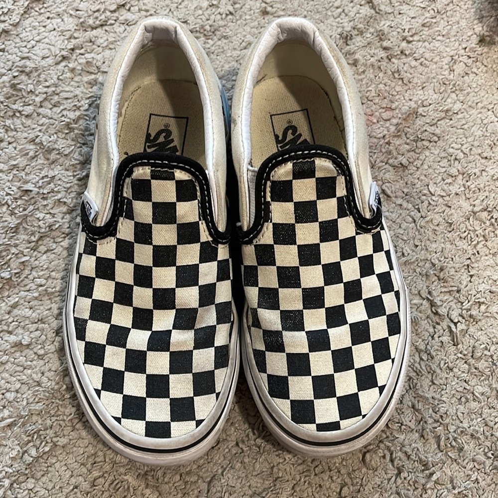 Girls checkered slip on Vans